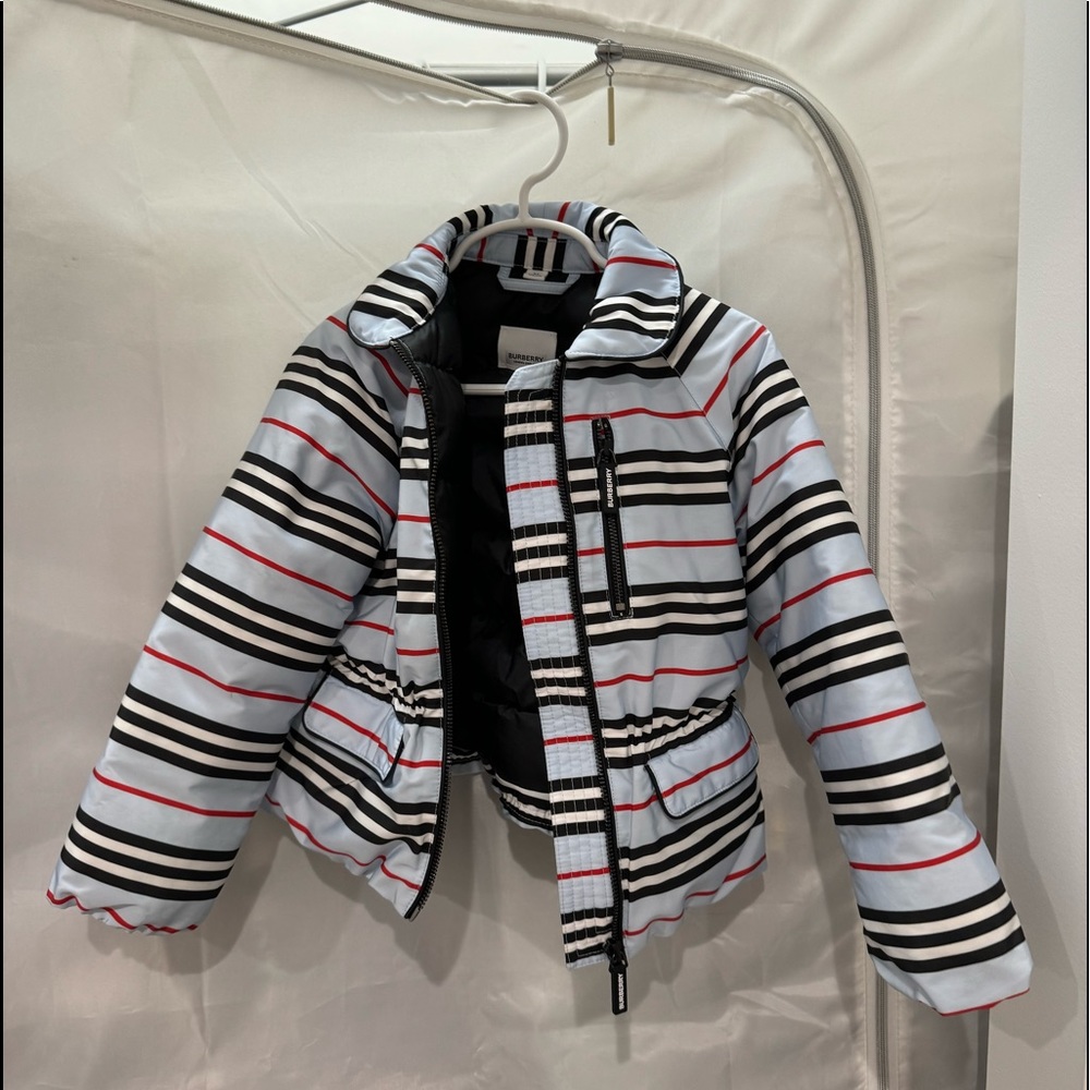BURBERRY Girl's Down Jacket pastel Blue size 6Y